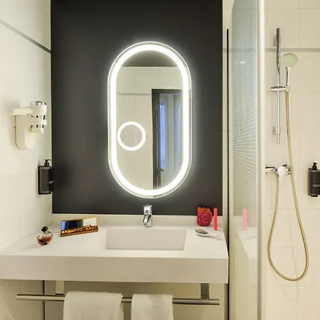 Hotel Ibis Gare De L Est 10eme Paris