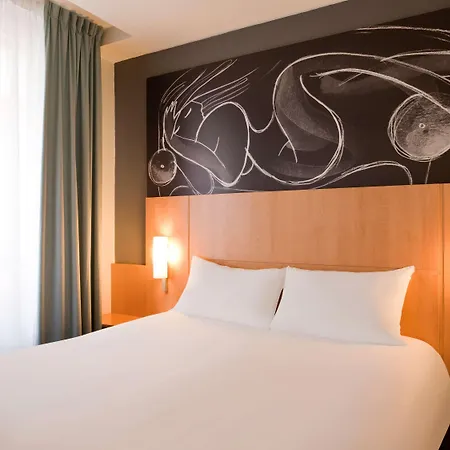 Hotel Ibis Gare De L Est 10eme