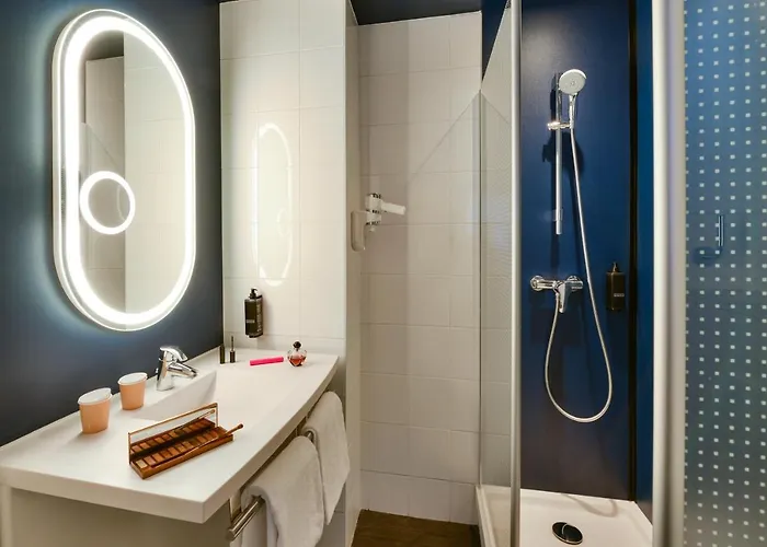 Hotel Ibis Gare De L Est 10ème Parigi