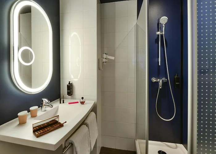 Ibis Gare De L Est 10ème 3*